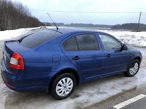 Skoda Octavia Manuaal 1,2l 77kw bens.2010a. (7 foto / 12)