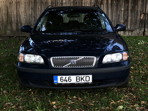 Volvo V70 Diisel Manuaal Euro3 ÜV.08.2024 (1 foto / 14)
