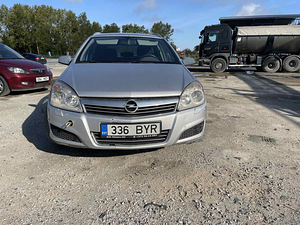 OPEL ASTRA 1,9 D 88 KWT, VARUOSAD (3 foto / 8)