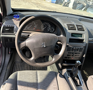PEUGEOT 407 1,8 BENSIIN 85 KWT, VARUOSAD (6 foto / 9)