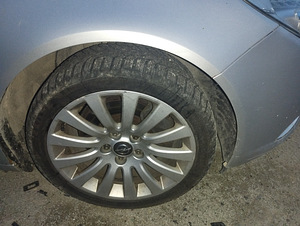 OPEL INSIGNIA 2.0D 96KWT, VARUOSAD (7 foto / 9)