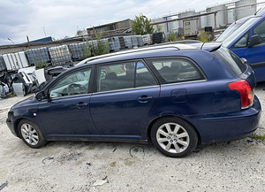 TOYOTA AVENSIS 1,8 BENSIIN, VARUOSAD (2 foto / 10)