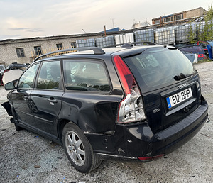 VOLVO V50 2,0D VARUOSAD (4 foto / 10)