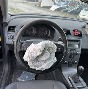 VOLVO V50 2,0D VARUOSAD (8 foto / 10)