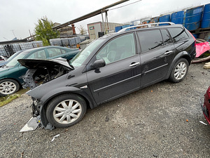 RENAULT MEGANE 1,9D 96 KWT VARUOSAD (7 foto / 9)