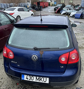 VW GOLF 1,6 BENS 75 KWT VARUOSADEKS (4 foto / 7)