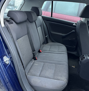 VW GOLF 1,6 BENS 75 KWT VARUOSADEKS (7 foto / 7)