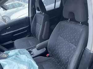 HONDA CRV 2.0B AUTOMAAT, VARUOSADEKS (3 foto / 10)