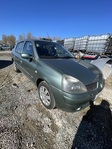 RENAULT THALIA 1,2 BENSIIN, VARUOSAD (7 foto / 10)