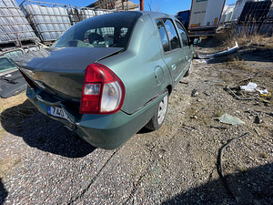 RENAULT THALIA 1,2 BENSIIN, VARUOSAD (9 foto / 10)