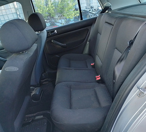 VW GOLF 1,9 DIISEL 85 KWT, VARUOSAD (6 foto / 8)