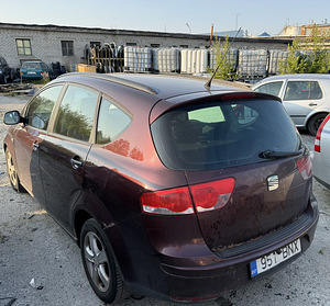 SEAT ALTEA XL 1,9D 77 KWT (4 foto / 10)