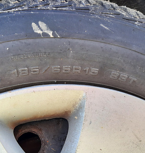 NISSAN ALMERA 1,5 BENS MANUAAL, VARUOSAD (8 foto / 9)