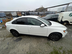VOLVO S40 1,6 DIISEL, VARUOSAD (2 foto / 10)