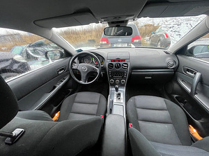 Mazda 6 2,0 bens automaat, VARUOSAD (8 foto / 10)