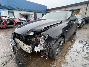 LEXUS IS 220D 130 KWT, VARUOSAD (6 foto / 10)