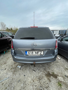 OPEL ASTRA H 1,6 BENSIIN 77 KWT, VARUOSAD (8 foto / 10)