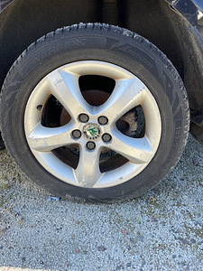 SKODA FABIA 2008 1.6 BENS, AUTOMAAT, VARUOSAD (8 foto / 9)