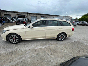 MERCEDES W212 2.2 DIS AUTOMAAT, VARUOSAD (4 foto / 10)