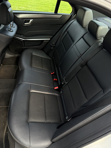 Mercedes Benz E200 (6 foto / 6)