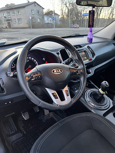 Kia Sportage, 2012, diisel (7 foto / 7)