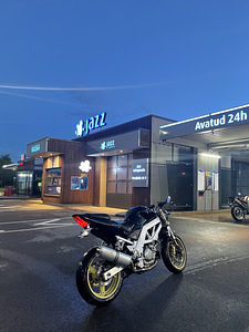 Suzuki sv650 (3 фото из 4)