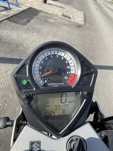 Suzuki sv650 A2 (2 foto / 6)