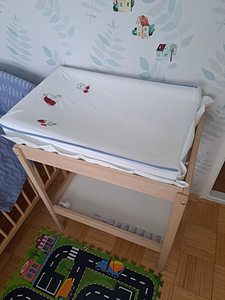Mähkimislaud+alused / muutmislaud+alused (1 foto / 2)