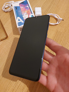Samsung Galaxy A70, Dual SIM 128 GB, Sinine (2 foto / 2)