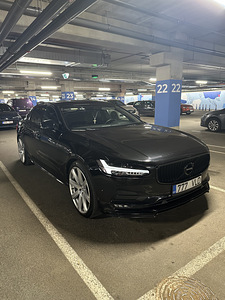 Volvo S90 (1 фото из 9)