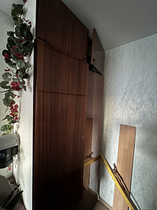 Tasuta ära anda 2 riidekappi (2 foto / 2)
