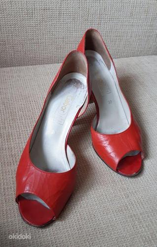 Красные кожаные туфли, 39 (фото #1)
