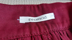 Promodi veinipunane kaelusega seelik (5 foto / 5)