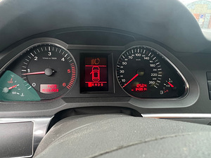 Audi A6 3.0TDI (3 foto / 7)