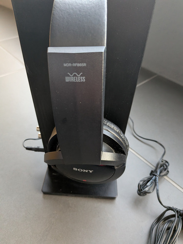 Müüa Sony MDR‑RF865R juhtmevabad kõrvaklapid