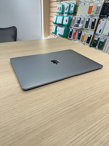 Apple Macbook Air 2018 13" 8GB/128GB - Space Grey (Grade A) (2 foto / 5)