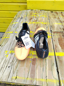 Adidas jalgpalli jalatsid (3 foto / 7)