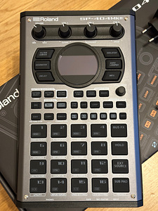 Roland SP-404MKII (3 фото из 4)