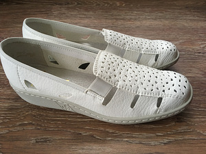 Продам новые и очень удобные женские летние туфли Rieker