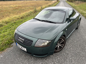 Audi TT 1.8 turbo kupee (11 foto / 14)