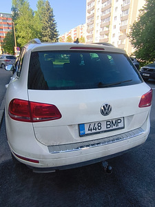 Volkswagen touareg 3.0TDI 2011 (4 foto / 11)