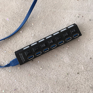 USB Hub 7x USB 3.0 (2 фото из 4)