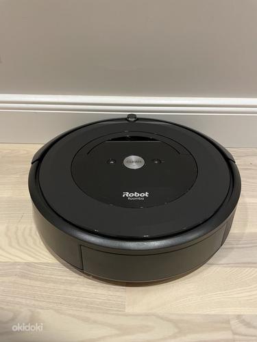 Робот-пылесос iRobot Roomba e5 (фото #1)