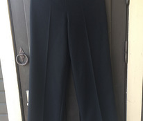 Черные фиговые штаны, размер 36S (точнее 38)