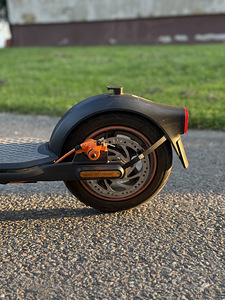 Segway Ninebot eKickscooter F40E (2 foto / 5)