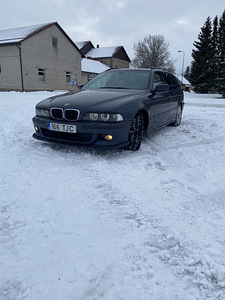 BMW e39 (3 foto / 6)