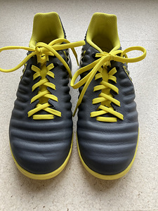 UUED! Nike saaliputsad, suurus 35,5 (2 foto / 6)