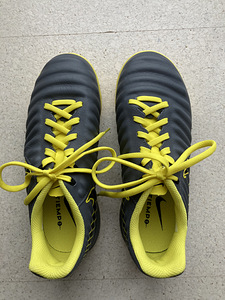 UUED! Nike saaliputsad, suurus 35,5 (4 foto / 6)