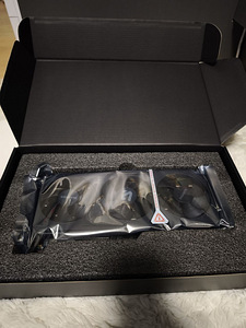 Gigabyte Radeon™ RX 9070 XT GAMING OC 16G (2 foto / 2)