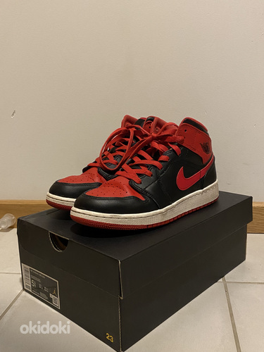 Air Jordan 1 Mid (GS) Suurus 38